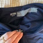 Victoria's Secret Leggings Photo 3