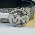 Michael Kors  MK Monogram Buckle Logo Reversible Belt Silver Black NEW Photo 2