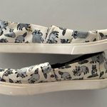 Toms  | limited edition Racoon print slip on sneakers. Size: 8 Photo 16
