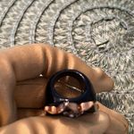 Simply stunning navy blue with gold colored trim and crystals flower ring EUC Size 6 Photo 6