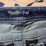 Miss Me  Mid Rise Short Embellished & Embroidered Size 28.  Photo 4