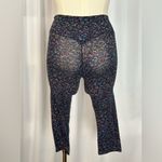 Nike  Multicolor Print Capri Leggings-Dri-Fit Performance Wear (1036) Photo 2