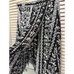 Faded Glory  Black/White Floral Wrap Skirt Size L (12-14) Elastic‎ Waist No Belt Photo 1