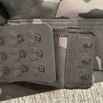 Athleta  Women’s Ultimate Printed Bra Photo 8