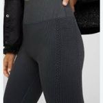 Aerie OFFLINE BY BIG CHILL SEAMLESS LEGGINGS SZ SMALL NWT Photo 1