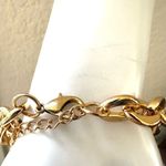 Gold tone link chain bracelet Photo 3