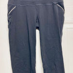 Athleta ‎ Relay Capri Yoga Leggings Small Tall ST Photo 0