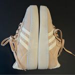 Adidas basketball cream and beige leather sneakers, sz 8 women’s, NEW! Photo 8