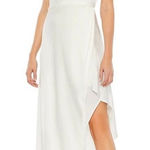 Mac Duggal NWOT Ieena One Shoulder White Satin Gown Size 8 Photo 0