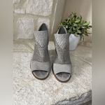 Vince Camuto  Fritzey grey suede laser woven accent open toe booties sz 10 Photo 3