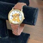 Vintage Timex Women's Brown Disney Lion King Watch SKU 156 Gold Photo 1