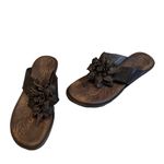 Born Astrid Flower Leather Flip Flop Sandal Size 6 Photo 2