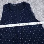 Abercrombie & Fitch READ Abercrombie Sleeveless Navy Blue White Floral Blouse Women's Size XS Lined Photo 6