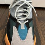 Yeezy  700 Boost Photo 7