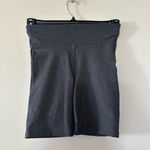 Gap Womens  Gapfit gray biker shorts xs Photo 0