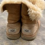 UGG  Women's Mini Bailey Button II in Chesnut Photo 3