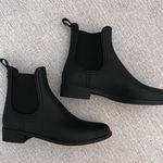 ALDO Black Chelsea Boots Photo 0
