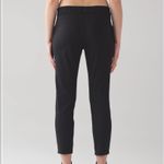 Lululemon  6 On The Fly Pant *28" in Black Photo 1