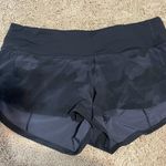 Lululemon Speed Short 2.5” Photo 1