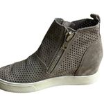 Steve Madden Women Taupe Perforated Wedge Sneakers Shoe With Side Zipper Size 8 Photo 6