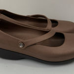 Crocs  Mary Janes Brown Slip On Loafer Chunky Heel Shoes Size 7 Photo 0