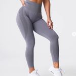 Contour Seamless Leggings Photo 0