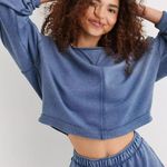 American Eagle Cropped Crewneck Photo 0