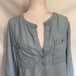 Cloth & Stone  Chambray Denim Womens Top Size M Coastal Cowgirl Boho Minimalist Photo 2