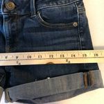 American Eagle  Womens Midi Shorts Denim Cuffed Medium Wash Super Stretch Size 0 Photo 6
