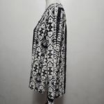 Buckle Bucke H.I.P Black & White Aztec Zip Detail Blouse Size Medium Photo 1