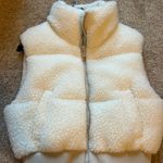 Garage Fluffy Vest Photo 0