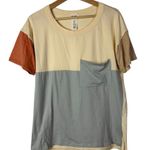 Boutique Bibi Cream & Gray Colorblock Pocket Short Sleeve T Photo 0