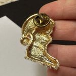 Avon Signed Cat In Boot With Red Santa Hat Holiday Brooch Pin Gold Tone Photo 7