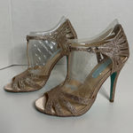 NEW Blue by Betsey Johnson Women's SB Photo 0