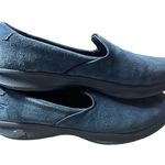 Skechers on The Go Women’s Loafer Comfort Blue Suede Sz 7.5 Photo 7