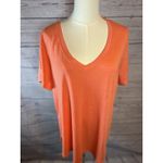 Athleta NWT  Breezy V-Neck Short Sleeve T-Shirt XL Orange Lightweight Scoop Tee Photo 1