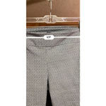Attyre Gray and White Patterned Cropped Pants Photo 6
