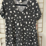 Heimish USA Gray Polka Dot V Photo 0