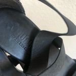 Munro  black patent leather elastic straps heels Photo 4