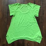 MOSSIMO Kelly green top with shark bite hem, size L Size L Photo 1