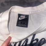 Nike Sportswear Essential Cropped Tee Photo 2