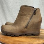 Sorel Joan of Arctic Wedge II Zip Booties Woman's 10.5 Tan Leather Hidden Wedge Photo 6
