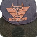 Vintage Chicago Bulls Windy City bulls hat Red Photo 0