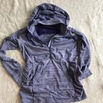 Athleta  sweater Photo 3