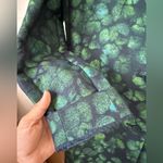 COS  Women's Green Tailored Jacquard Coat Sz 2 Photo 3