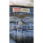 Levi's Women's Denim Shorts, Size 10, Blue Photo 2