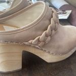 Dolce Vita Hila beige tan suede platform mule clogs size 9.5 NWT braided detail Photo 1