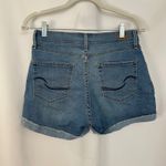 Levi Strauss & CO. Levi Strauss Signature Denim Shorts Distressed Cuffed Hem Blue Womens Size 6 Photo 3