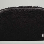 Lululemon ‎ Everywhere Fleece Belt Bag Black Photo 0