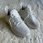 Feethit Size 6 White Women’s Slip On Running Shoes Non Slip Photo 2